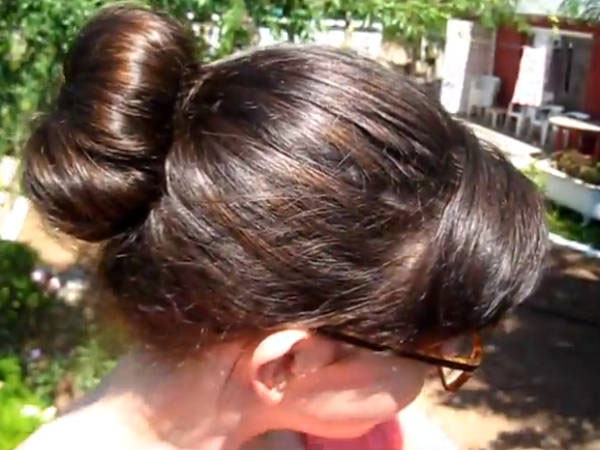 Crazy hair - How to style a beautiful bun using...a sock? (video) - Hair &  Beauty Tips Blog - My Games 4 Girls