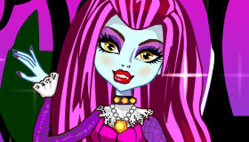 Fashion Show with Monster High Girls