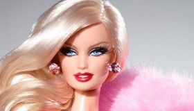 Awesome Dolls: Barbie Vs Monster High
