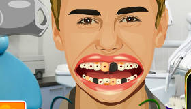Justin Bieber Teeth 